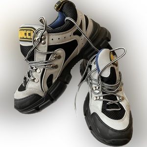 Authentic Gucci sneakers Men size 7.5.